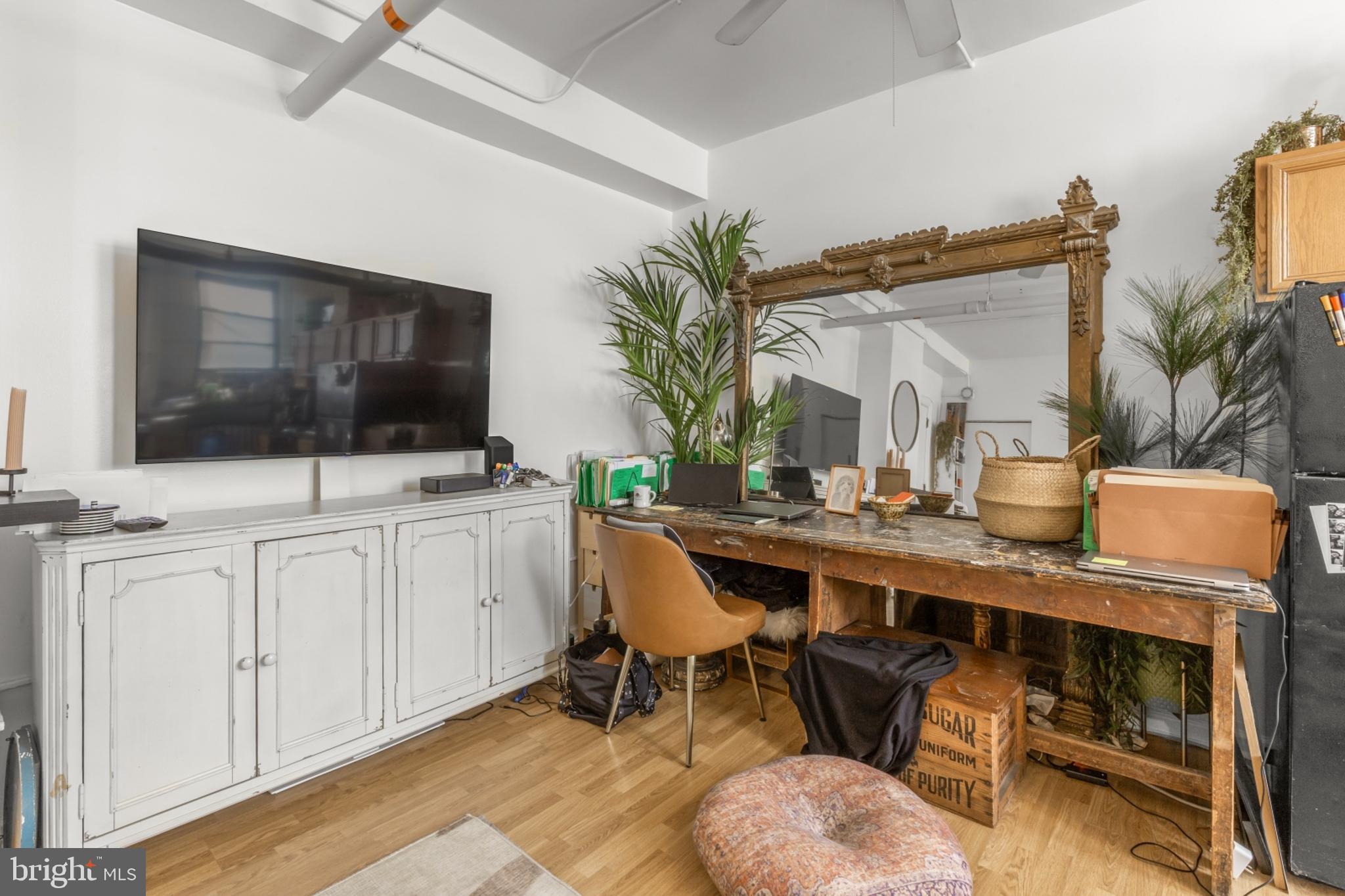 AVENUE OF THE ARTS - Residential Lease