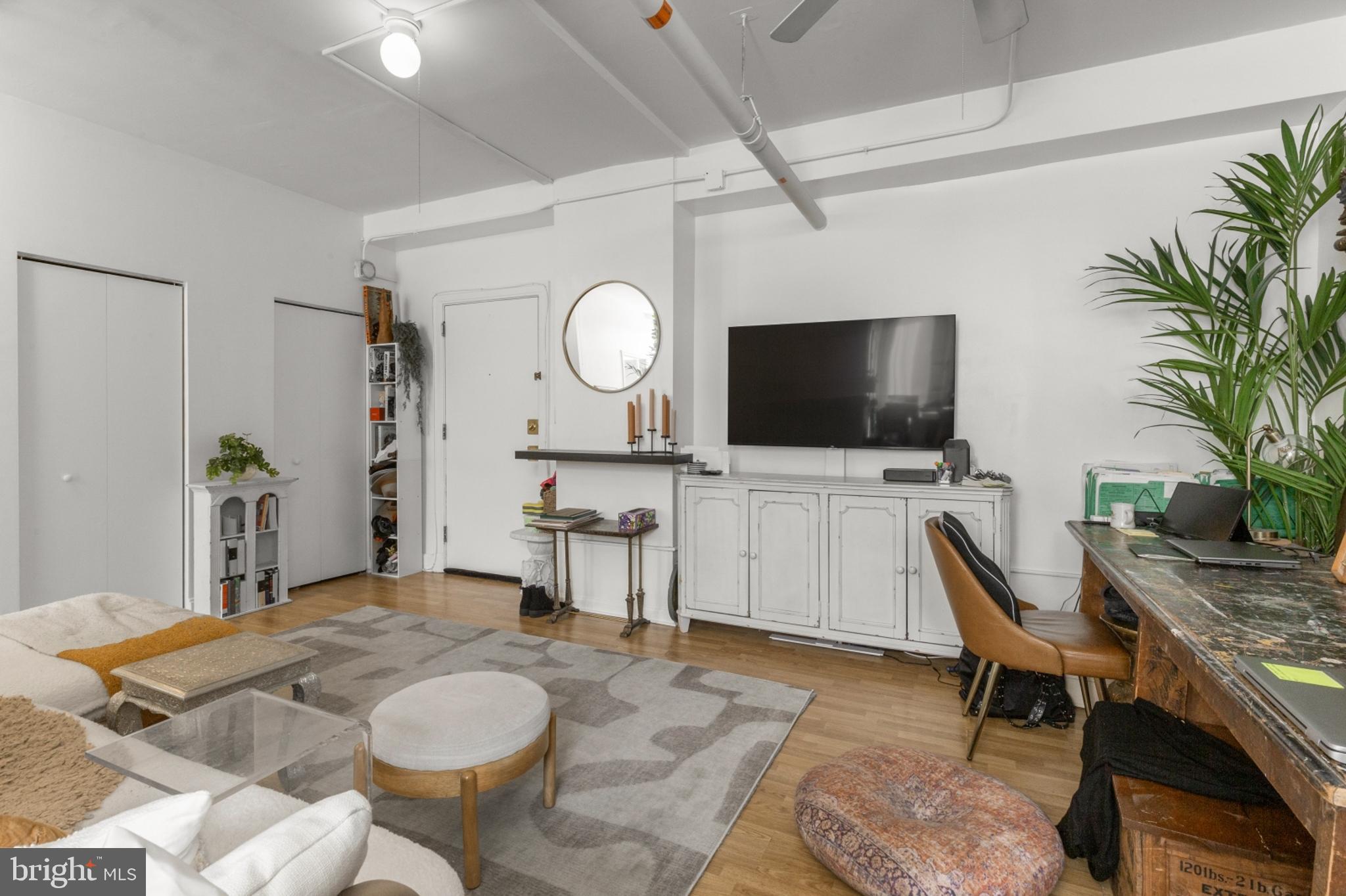 AVENUE OF THE ARTS - Residential Lease