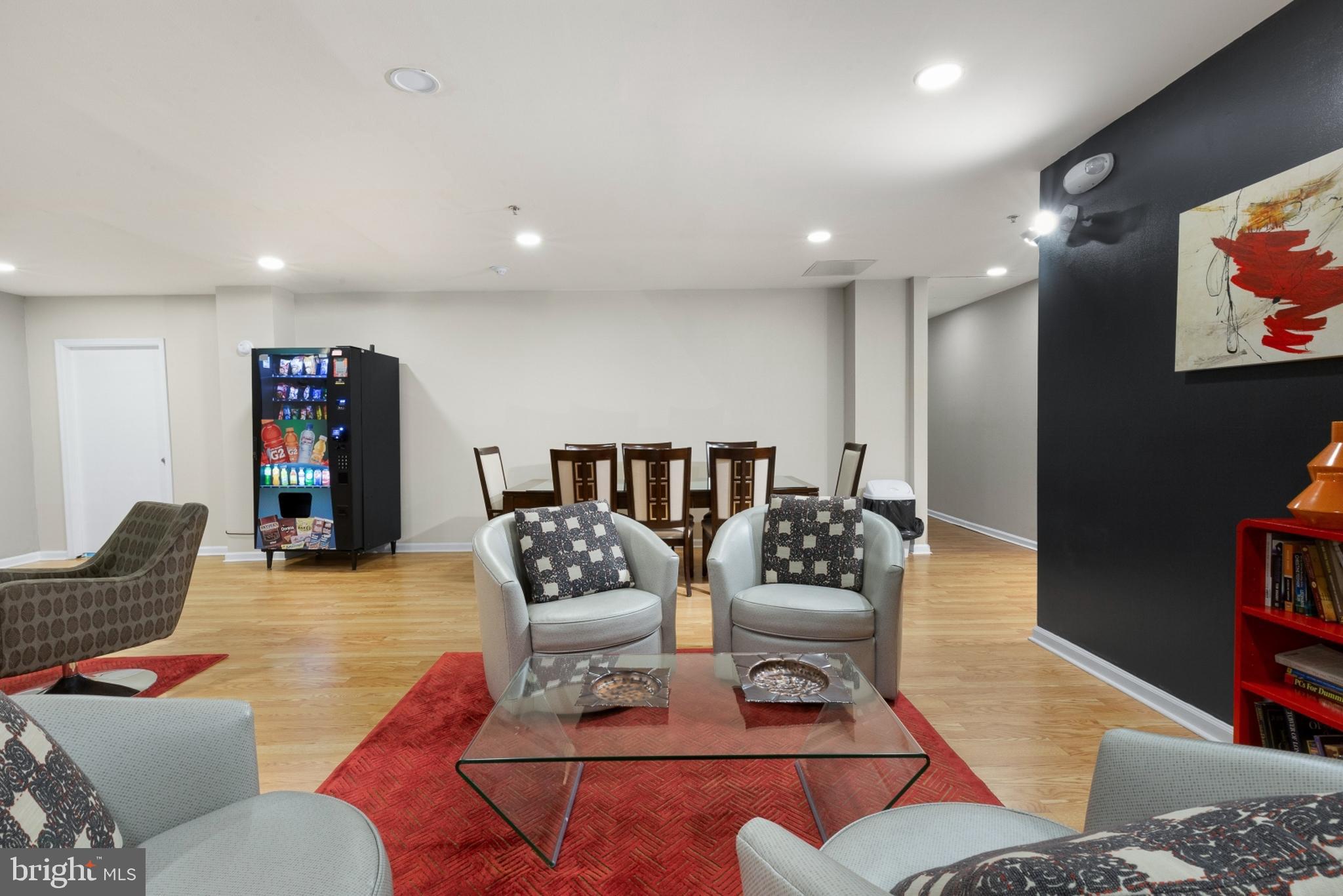 AVENUE OF THE ARTS - Residential Lease