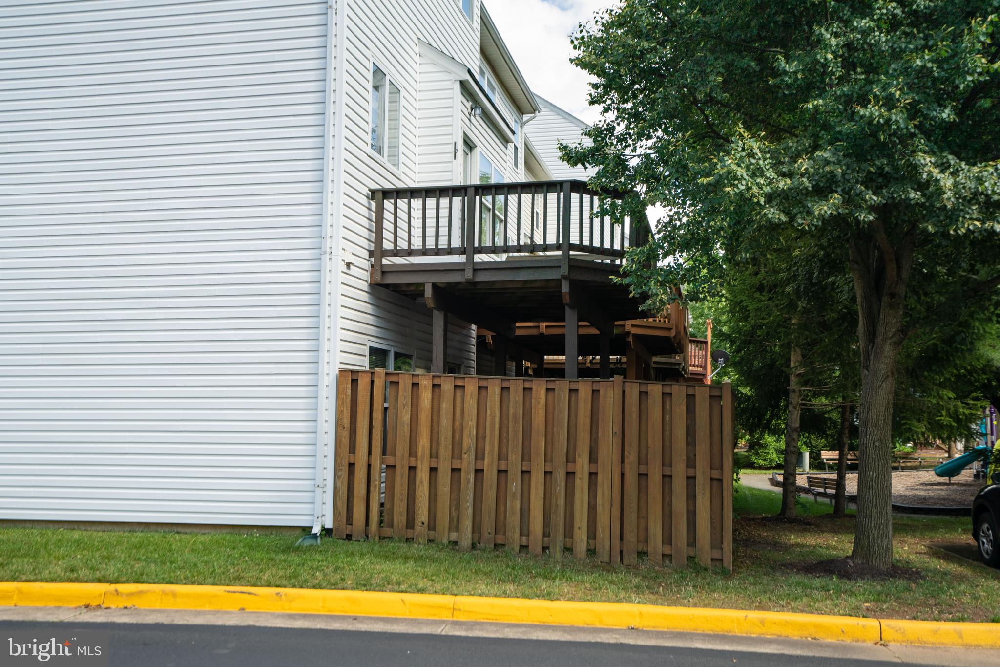 MCNAIR FARMS LANDBAY 5 - Residential Lease