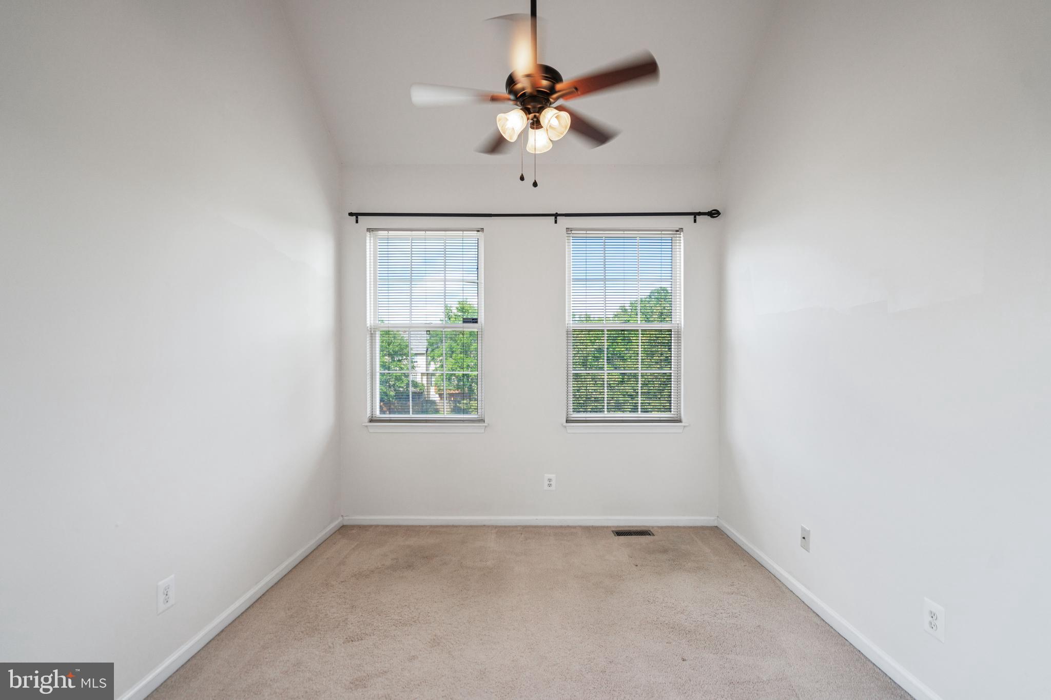 MCNAIR FARMS LANDBAY 5 - Residential Lease