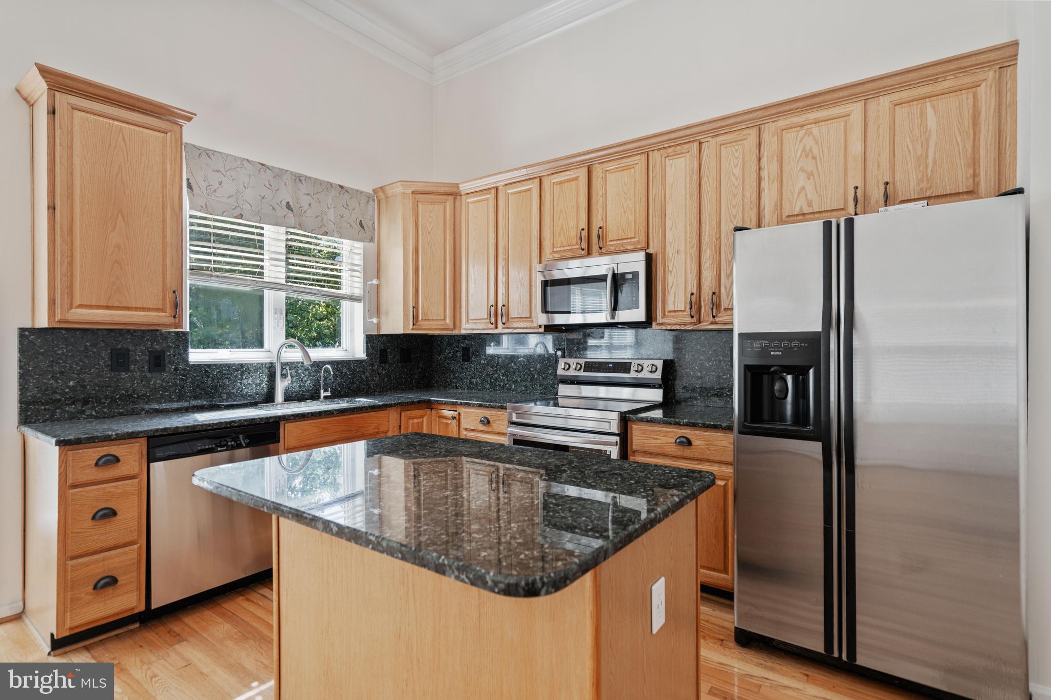 MCNAIR FARMS LANDBAY 5 - Residential Lease