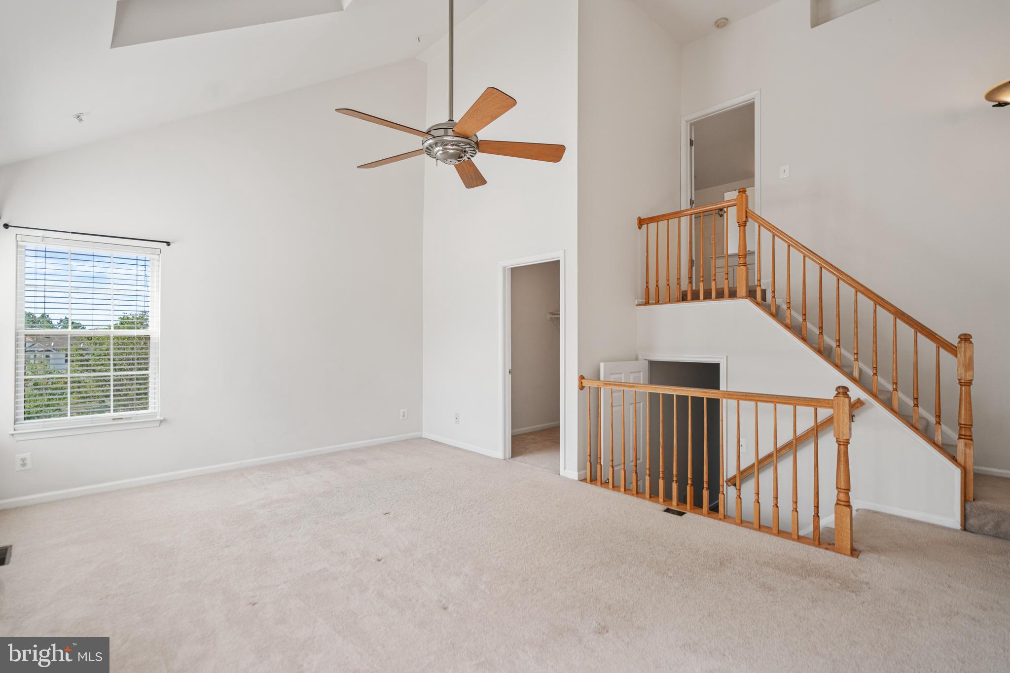 MCNAIR FARMS LANDBAY 5 - Residential Lease