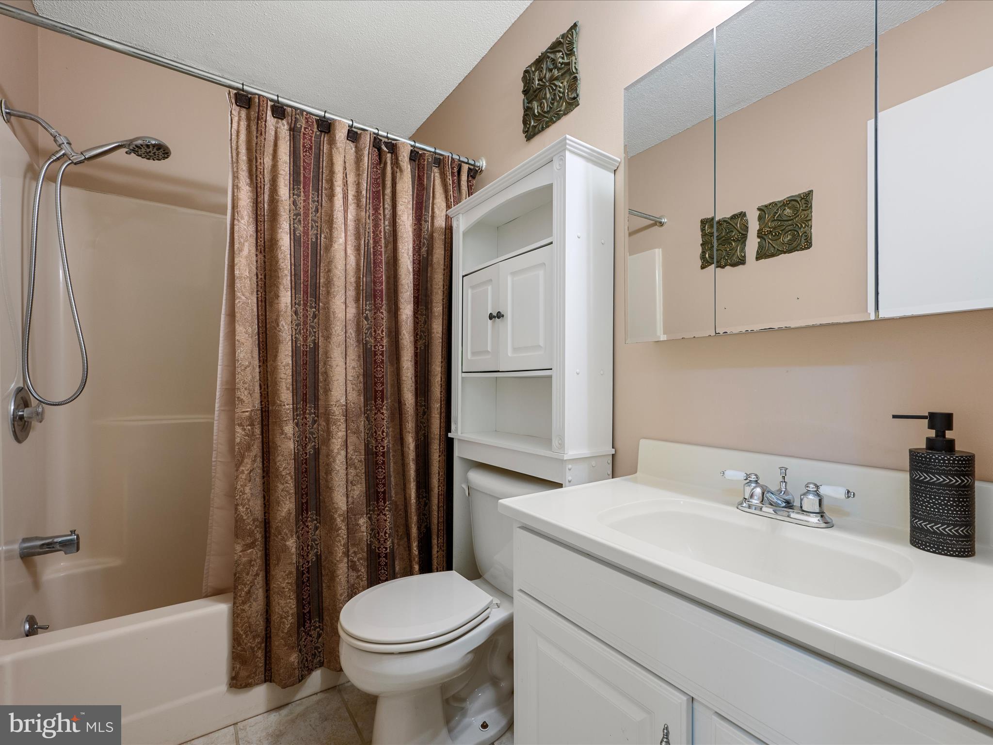 SHANNONDALE - Residential