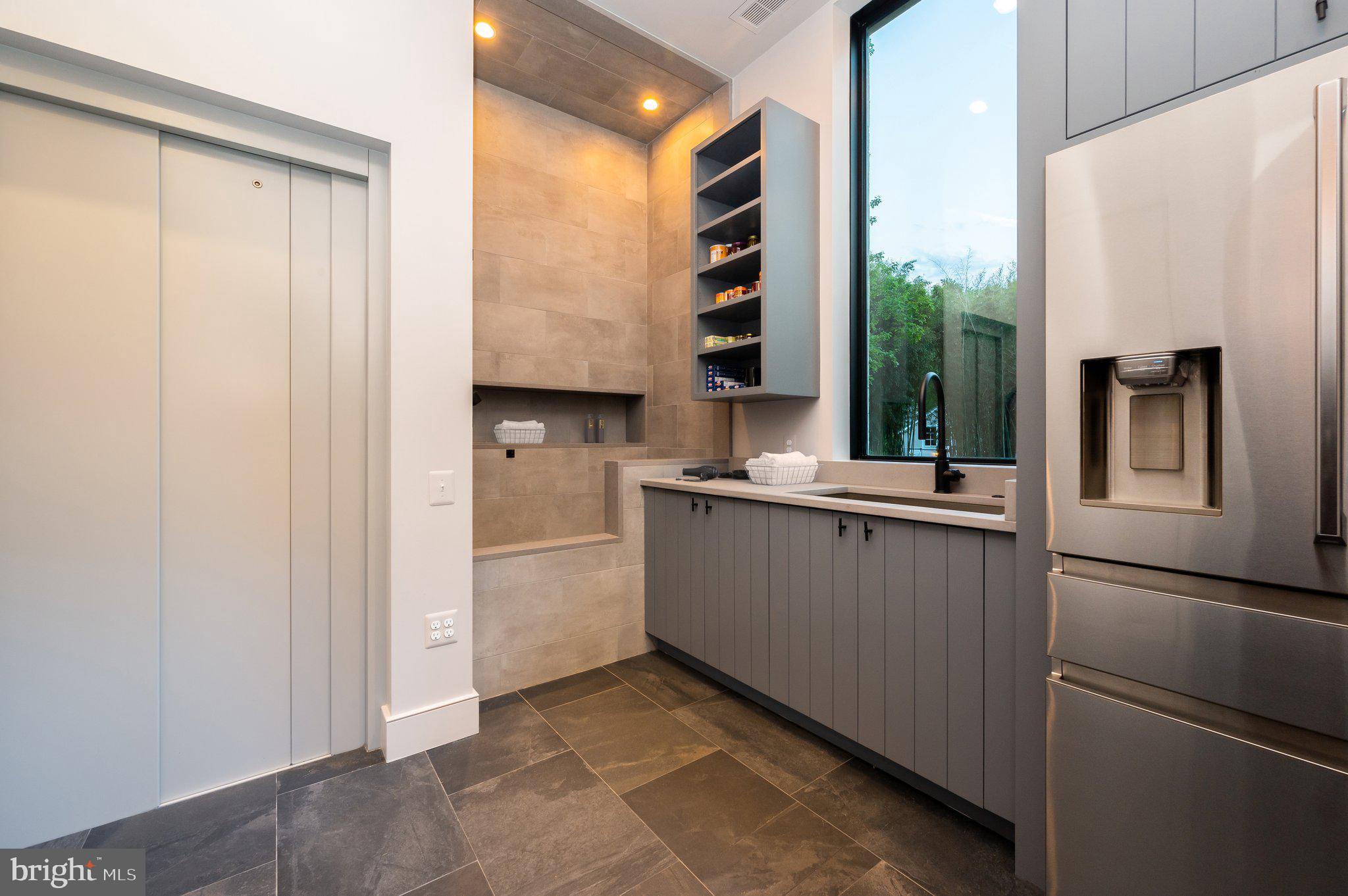 KEDLESTON - Residential