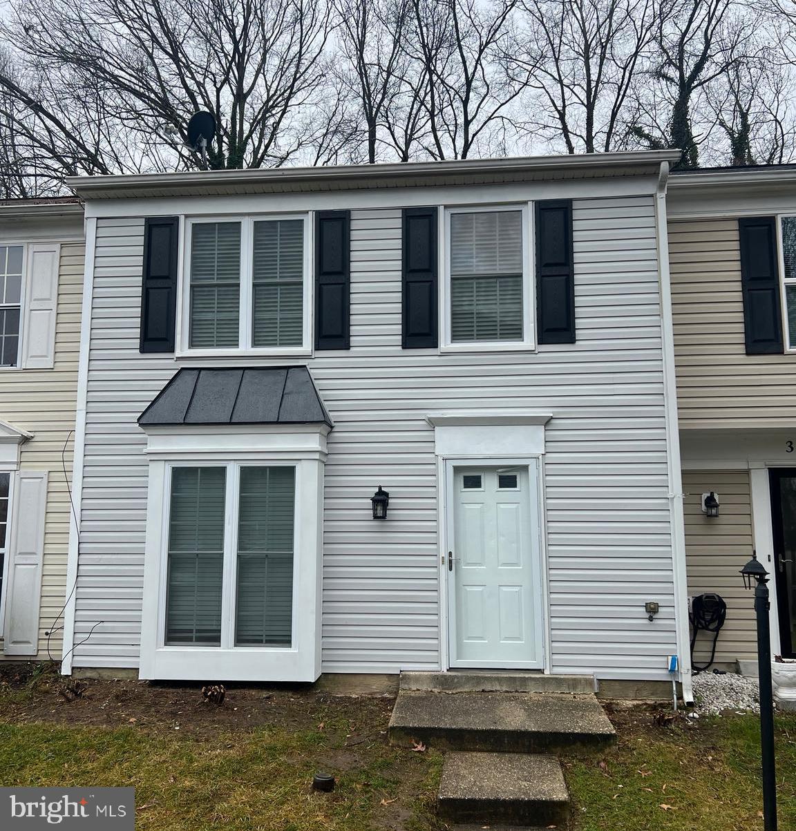 HUNTINGTON NEIGHBORHOOD - Residential Lease