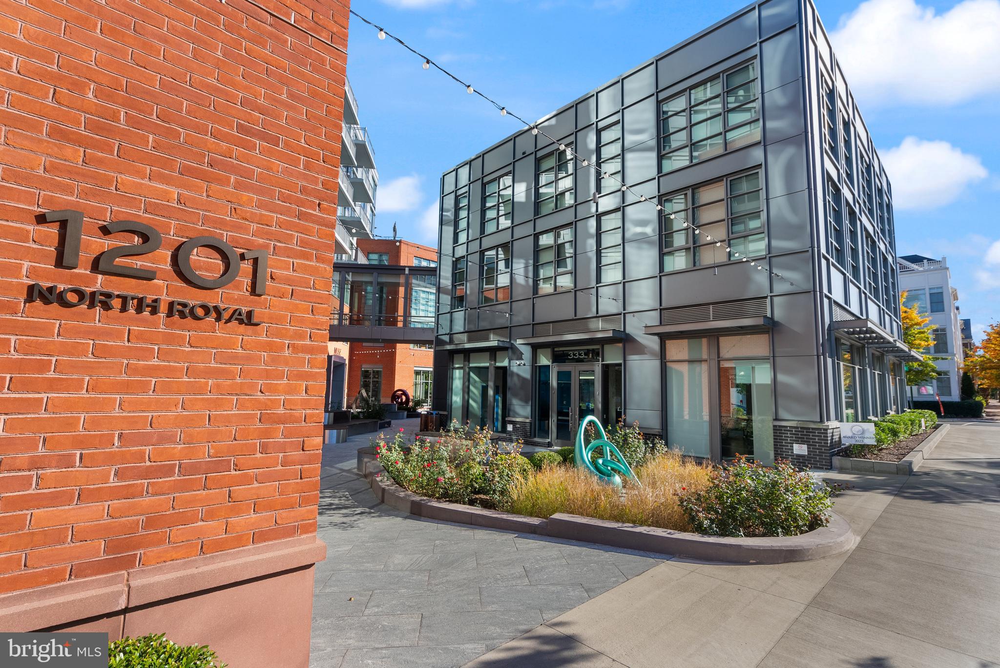 OLD TOWN ALEXANDRIA - Residential