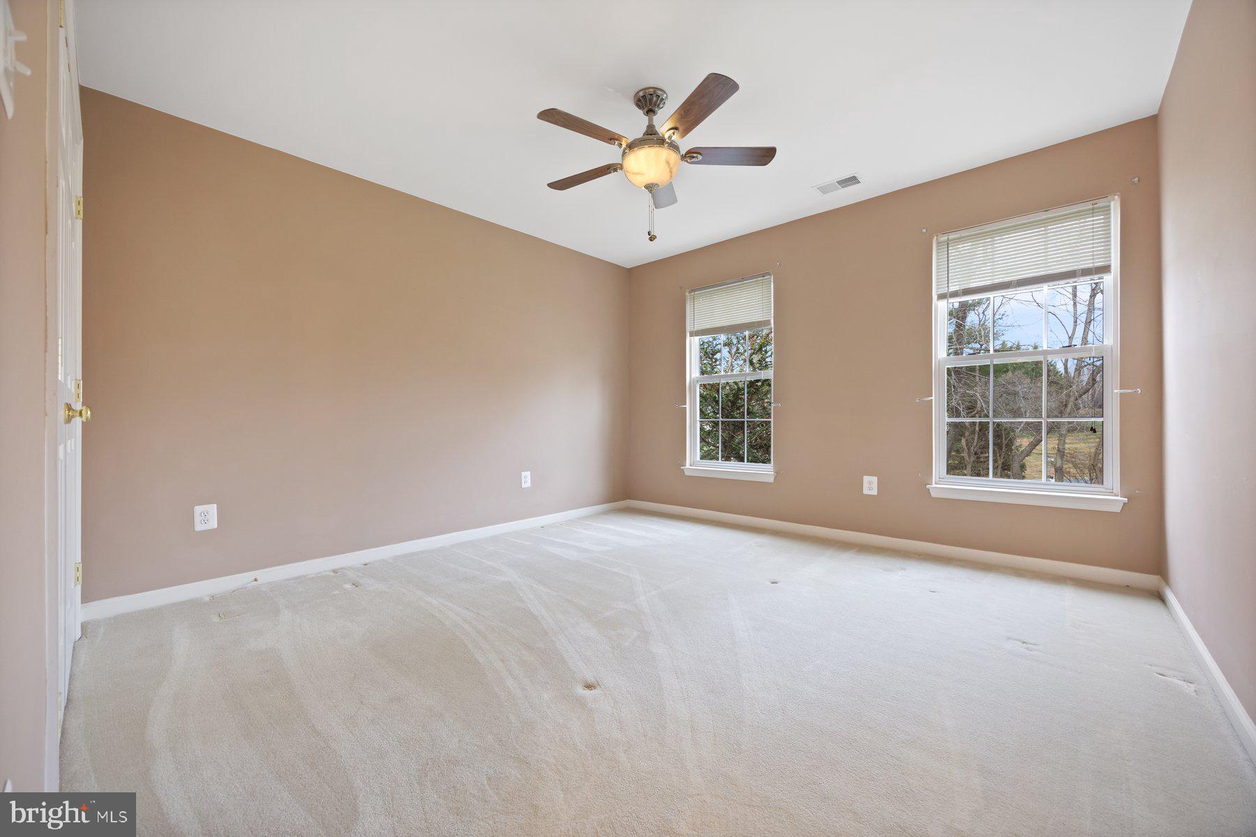 SUMNERS HOLLOW - Residential