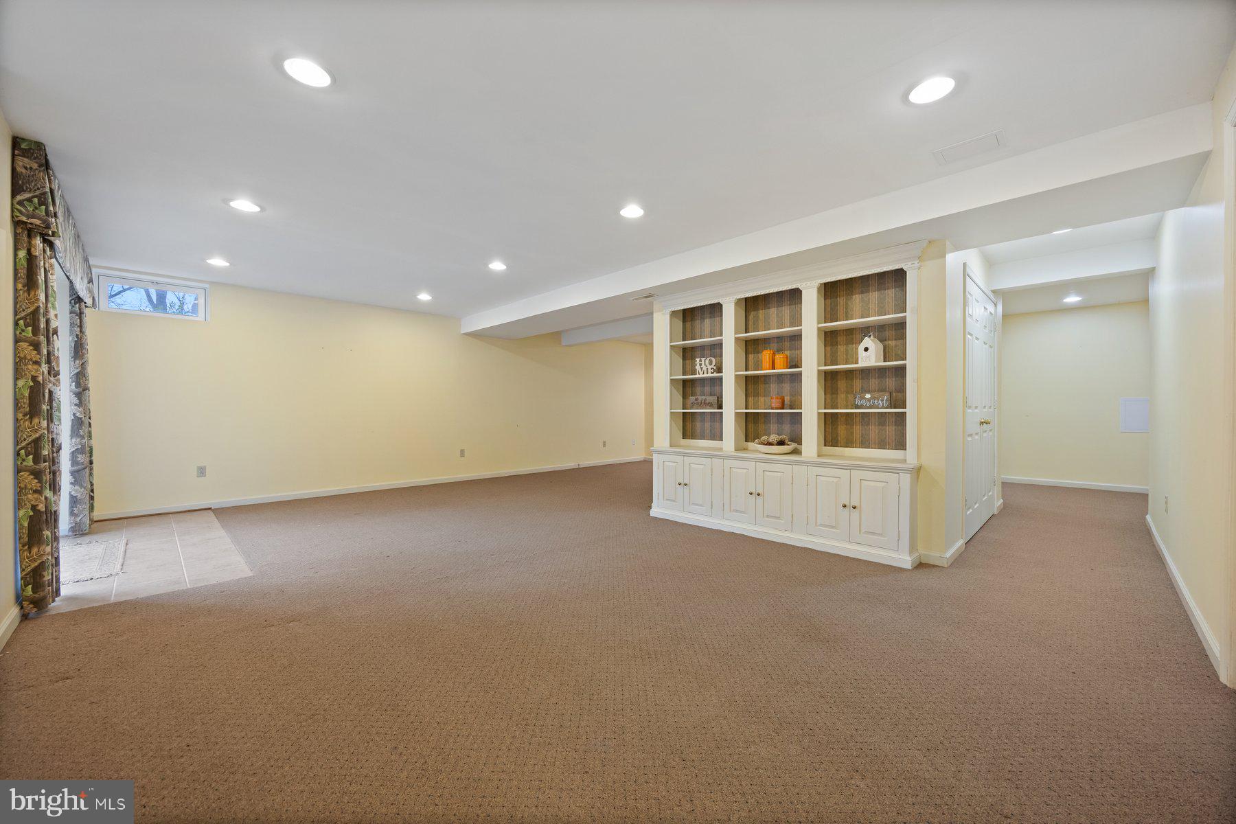 SUMNERS HOLLOW - Residential