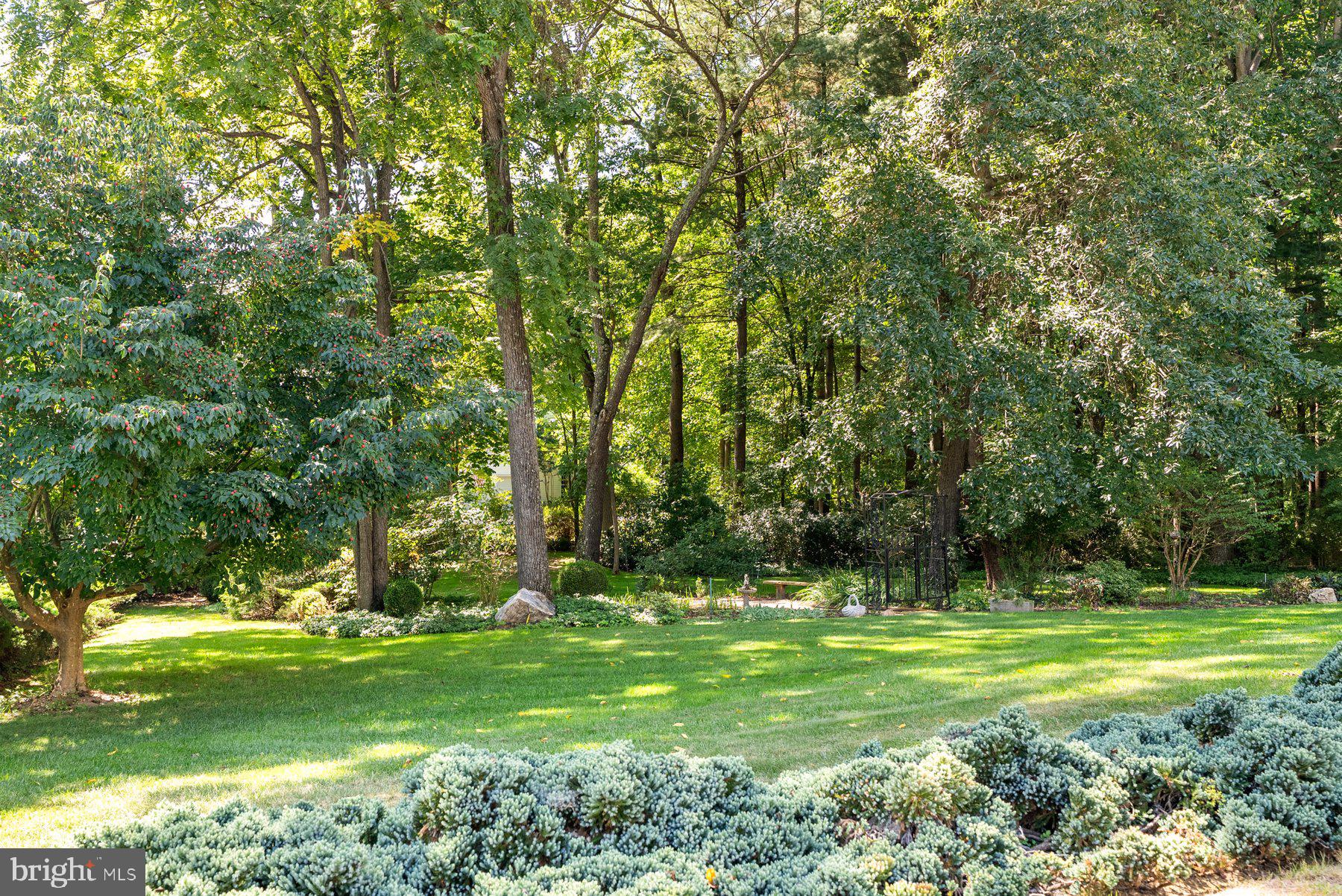 SUMNERS HOLLOW - Residential