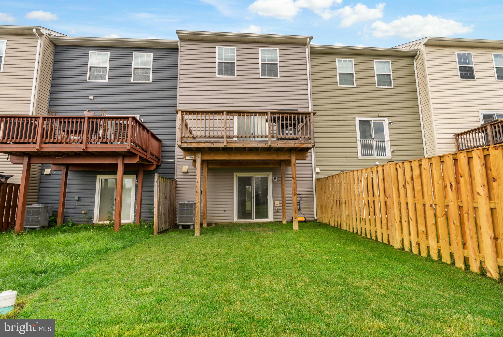 BERKELEY RIDGE - Residential