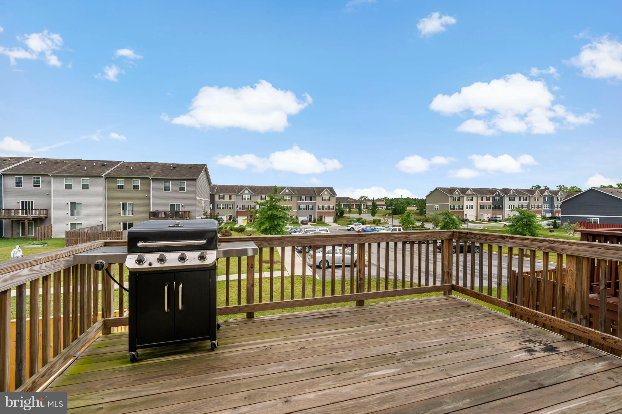 BERKELEY RIDGE - Residential