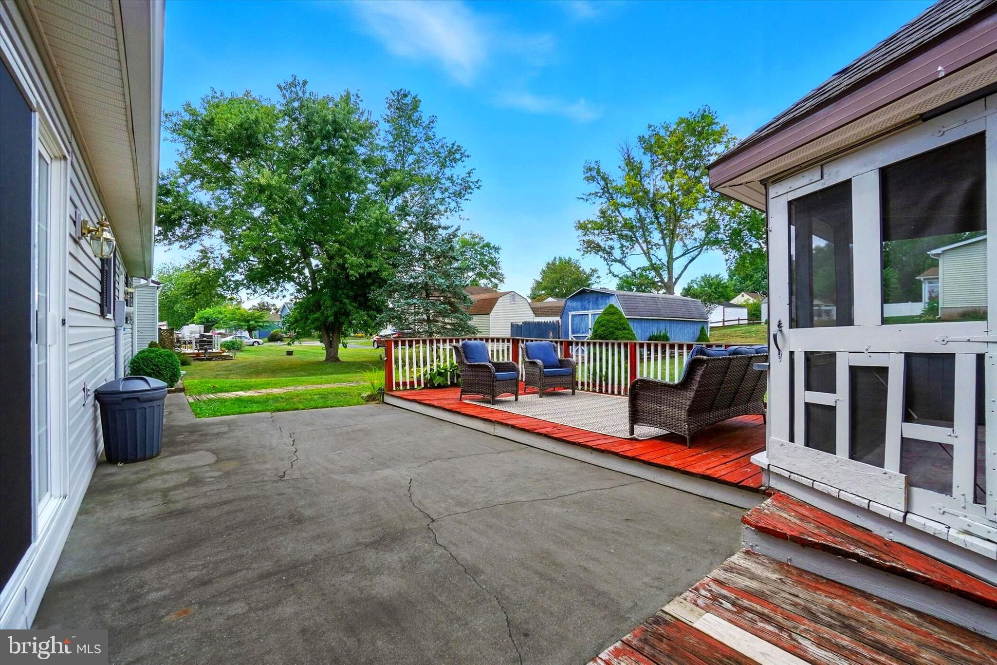 2505 MANOR ROAD