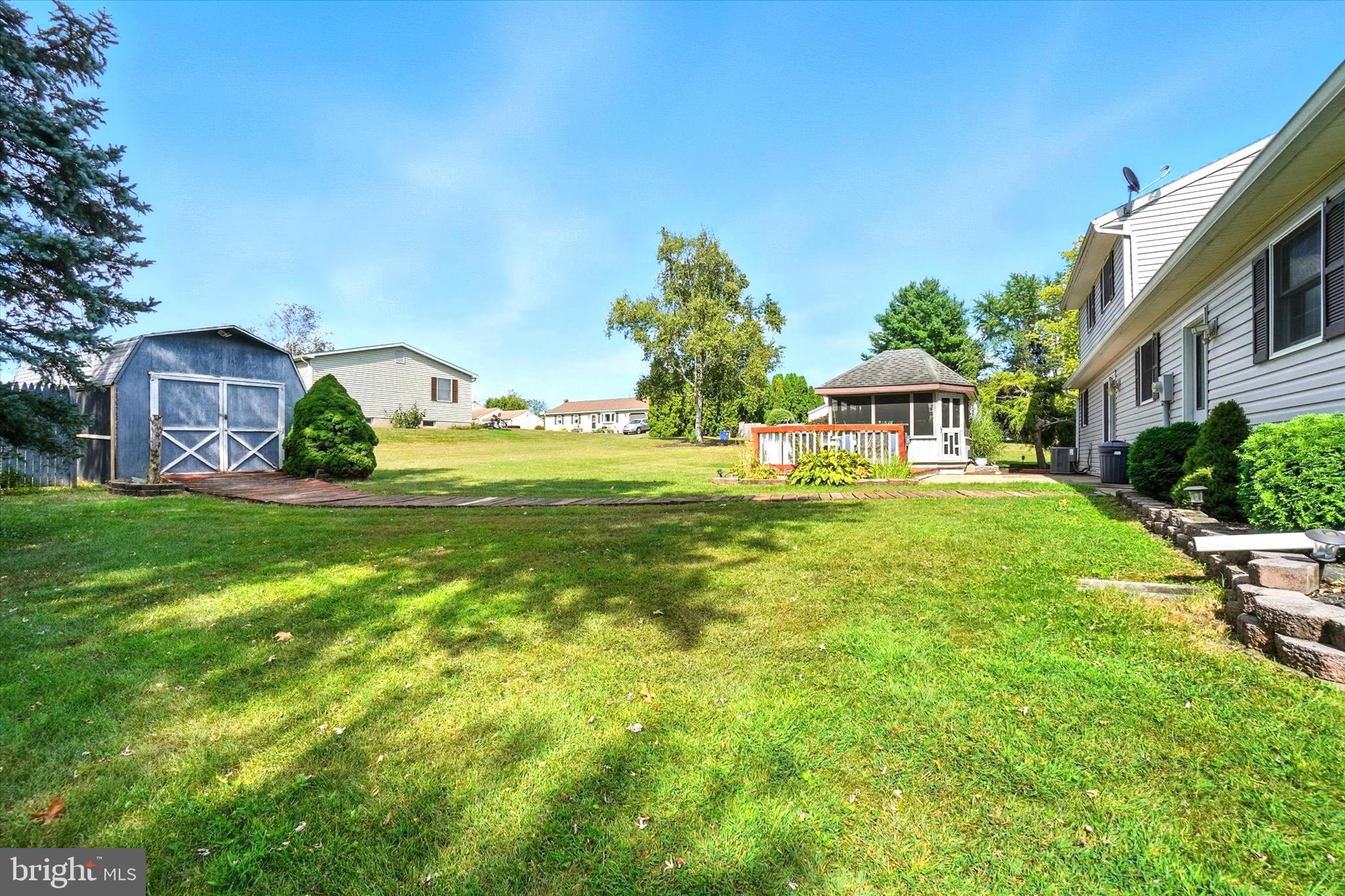 2505 MANOR ROAD