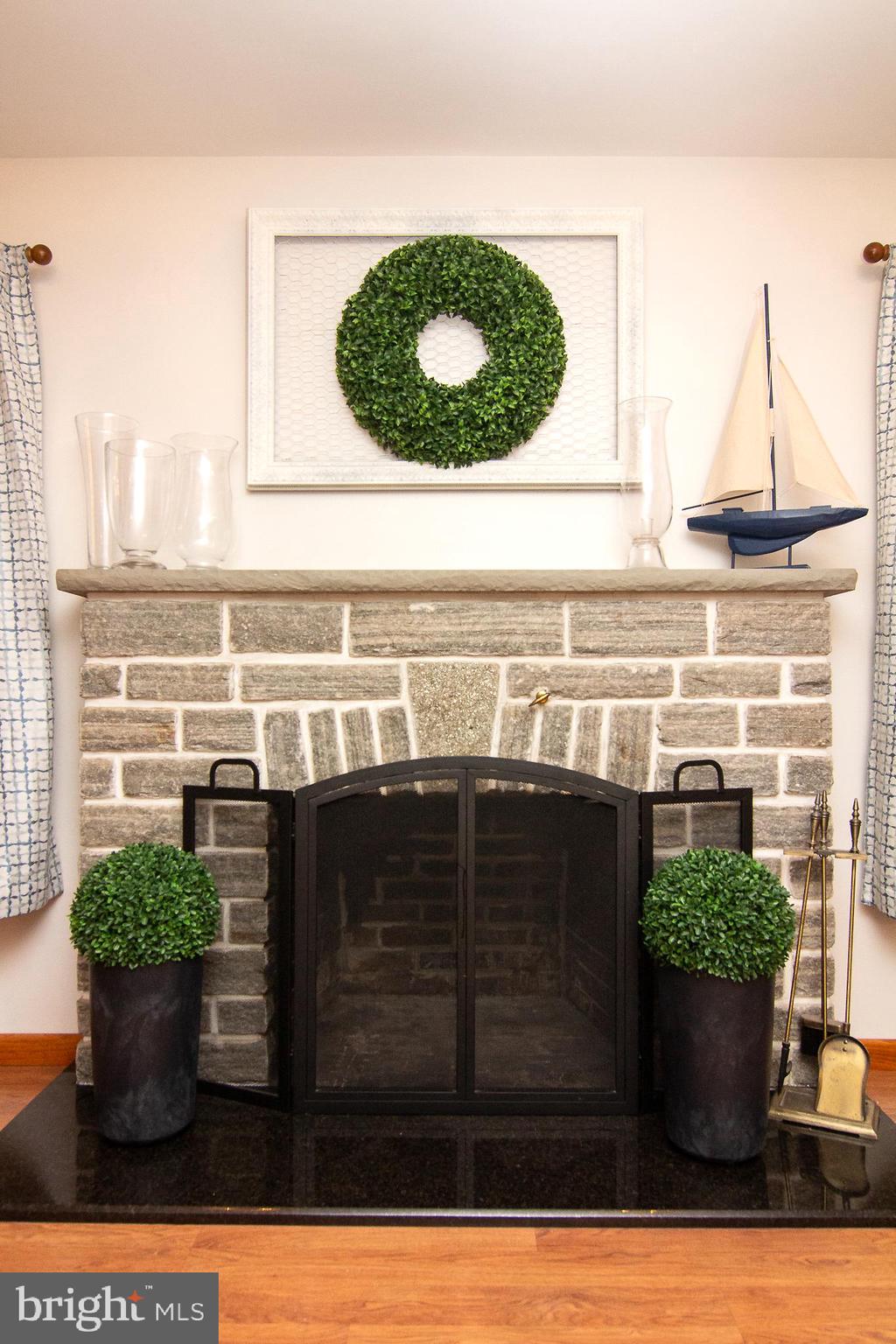 SULLIVAN HEIGHTS - Residential