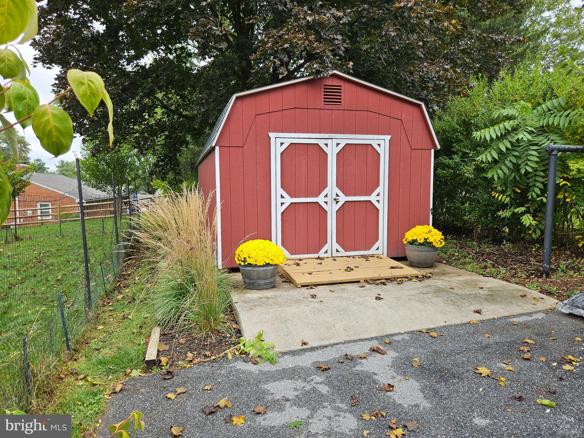 SULLIVAN HEIGHTS - Residential
