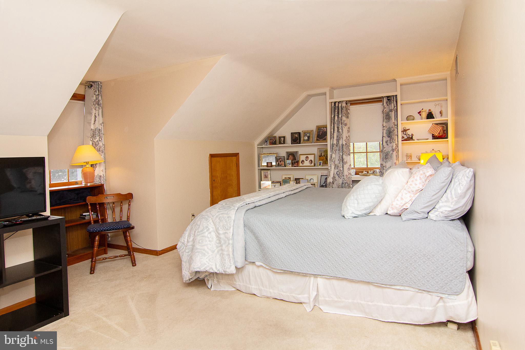 SULLIVAN HEIGHTS - Residential