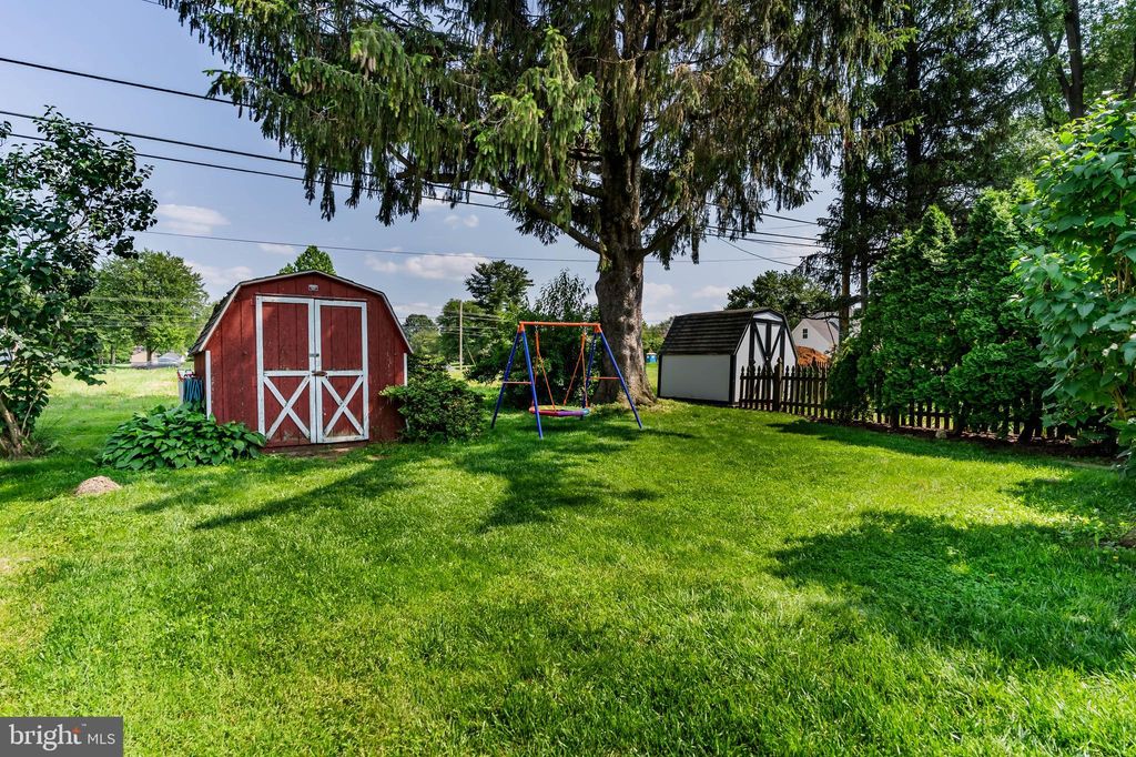 Photo of 529 Golden Street, LITITZ, PA 17543 (MLS # PALA2071466)