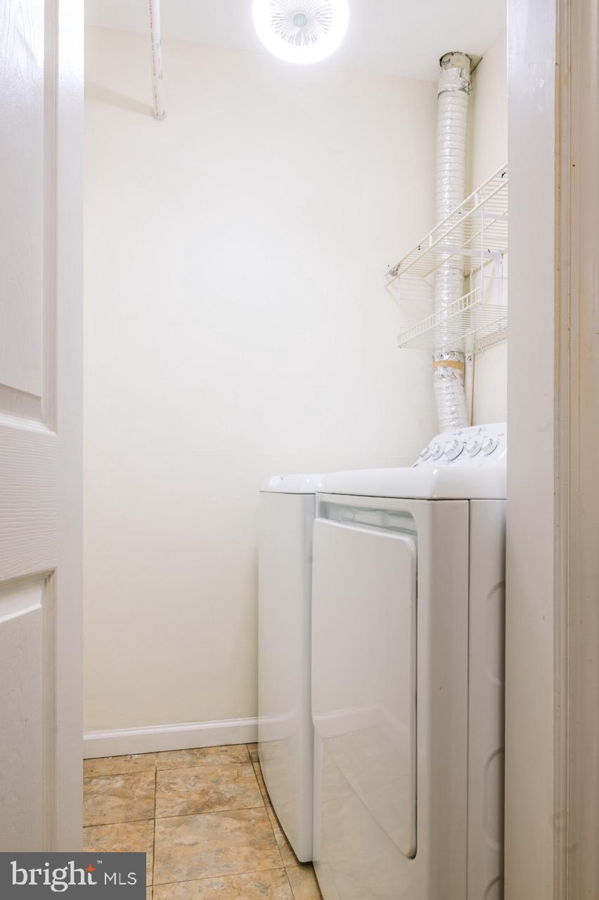 MADISON RIDGE - Residential