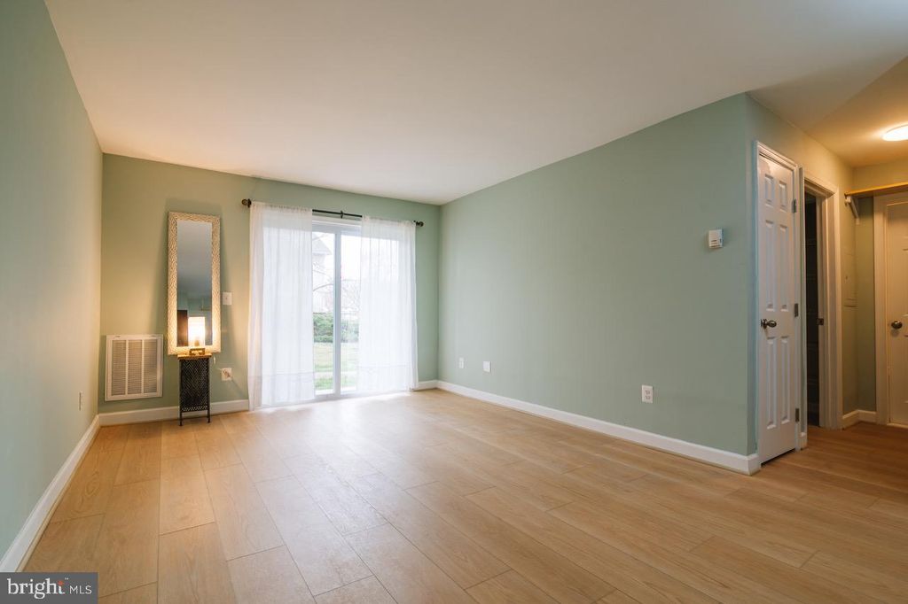 Photo of 14805 Rydell Road #B2, CENTREVILLE, VA 20121 (MLS # VAFX2296134)