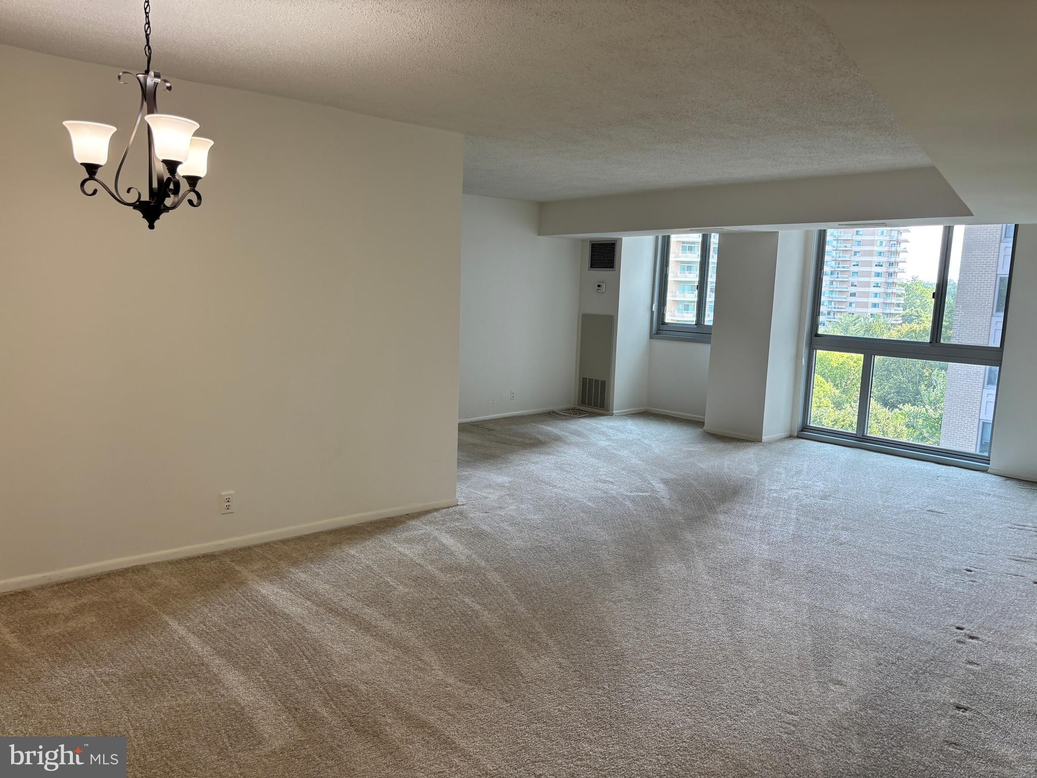 4601 N PARK AVENUE 909