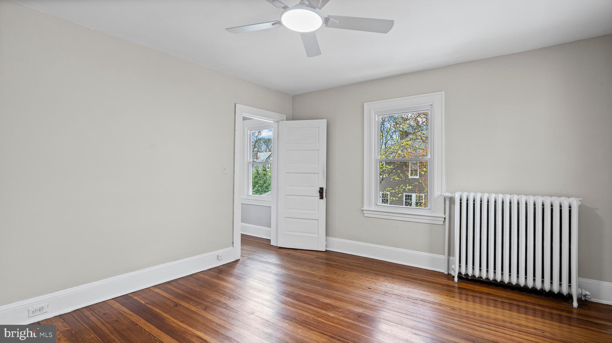 ROLAND PARK - Residential