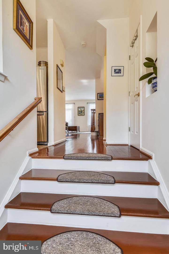 MCNAIR FARMS - Residential Lease