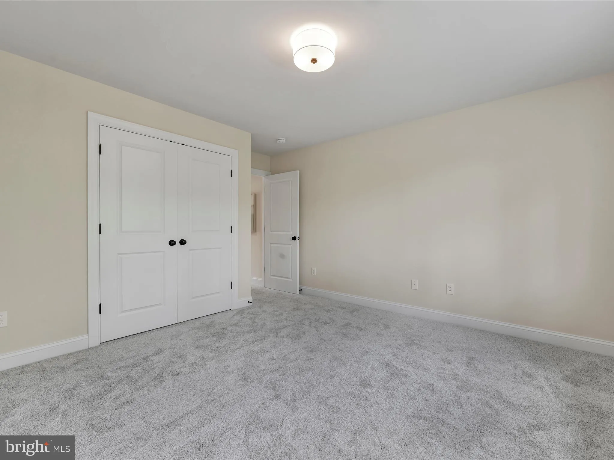 Quarryville, Pennsylvania 17566, United States, 4 Bedrooms Bedrooms, ,4 BathroomsBathrooms,Residential,Pending,110353