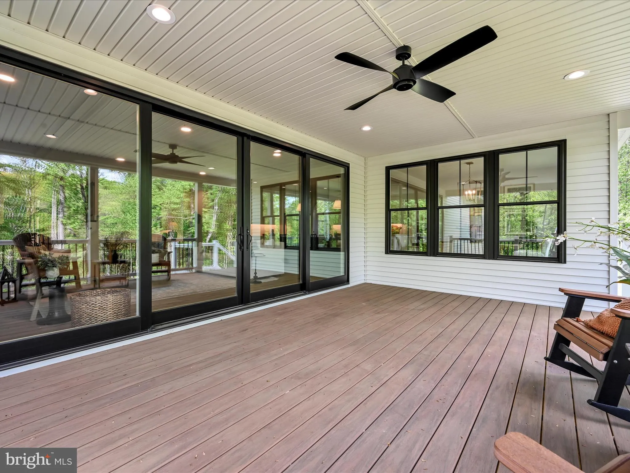 Quarryville, Pennsylvania 17566, United States, 4 Bedrooms Bedrooms, ,4 BathroomsBathrooms,Residential,Pending,110353