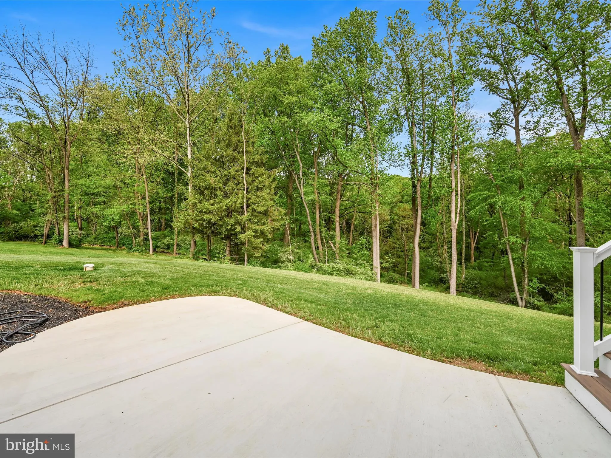 Quarryville, Pennsylvania 17566, United States, 4 Bedrooms Bedrooms, ,4 BathroomsBathrooms,Residential,Pending,110353