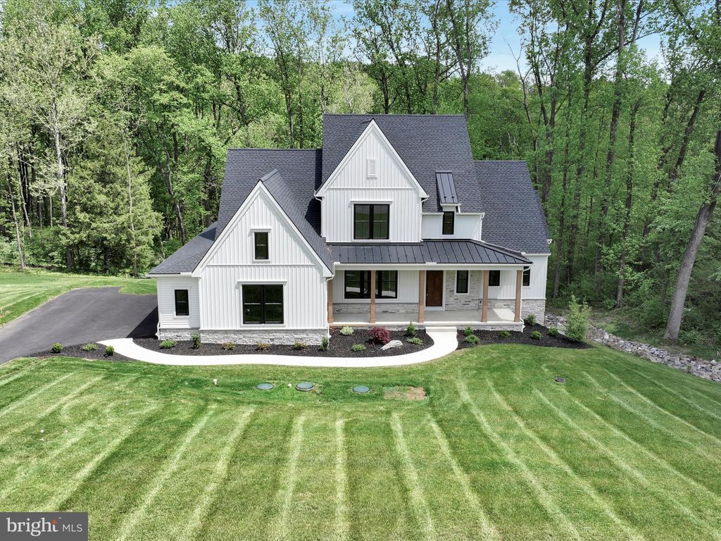 Photo of 59 Oak Ridge Drive, QUARRYVILLE, PA 17566 (MLS # PALA2068276)