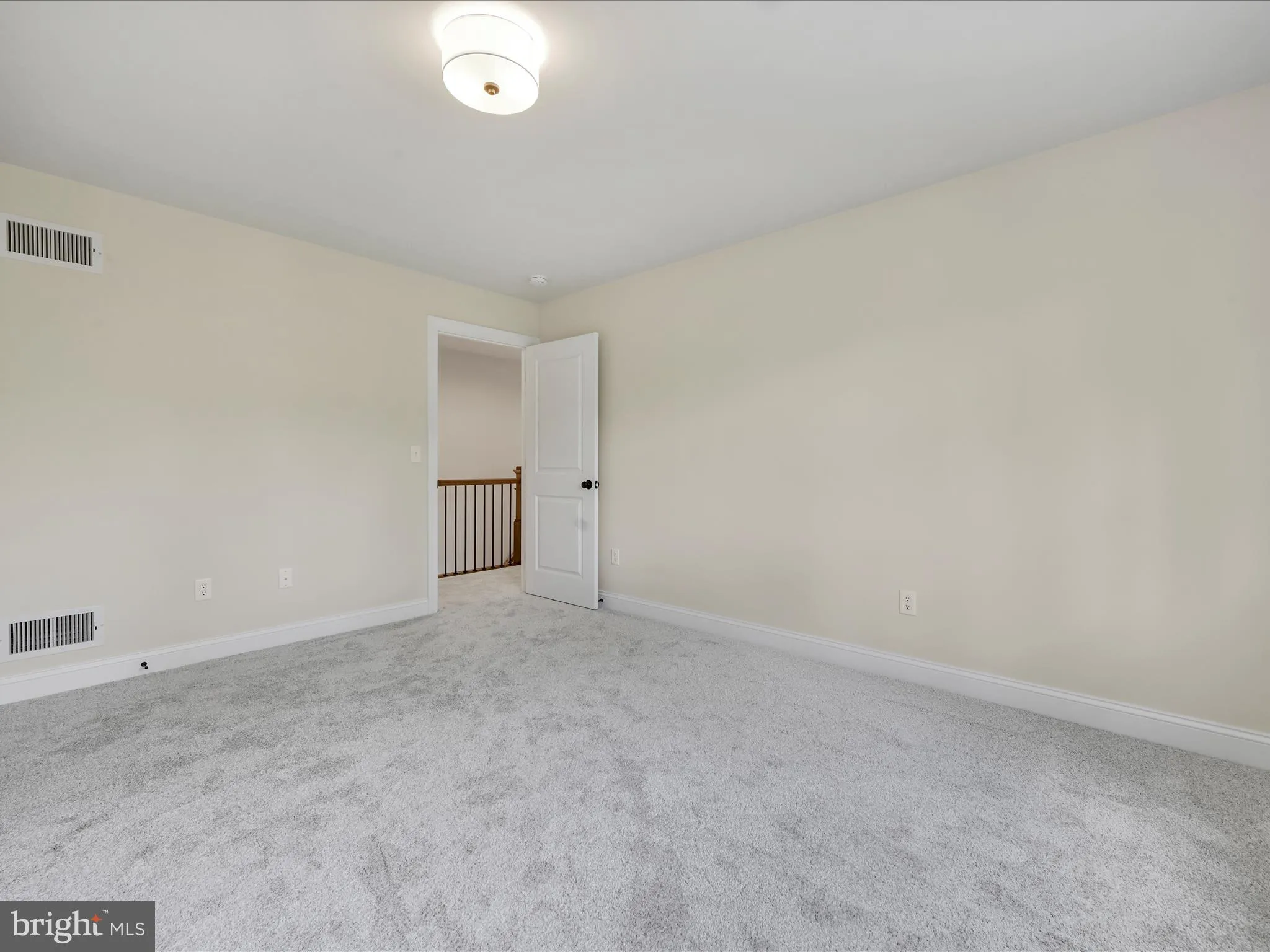 Quarryville, Pennsylvania 17566, United States, 4 Bedrooms Bedrooms, ,4 BathroomsBathrooms,Residential,Pending,110353