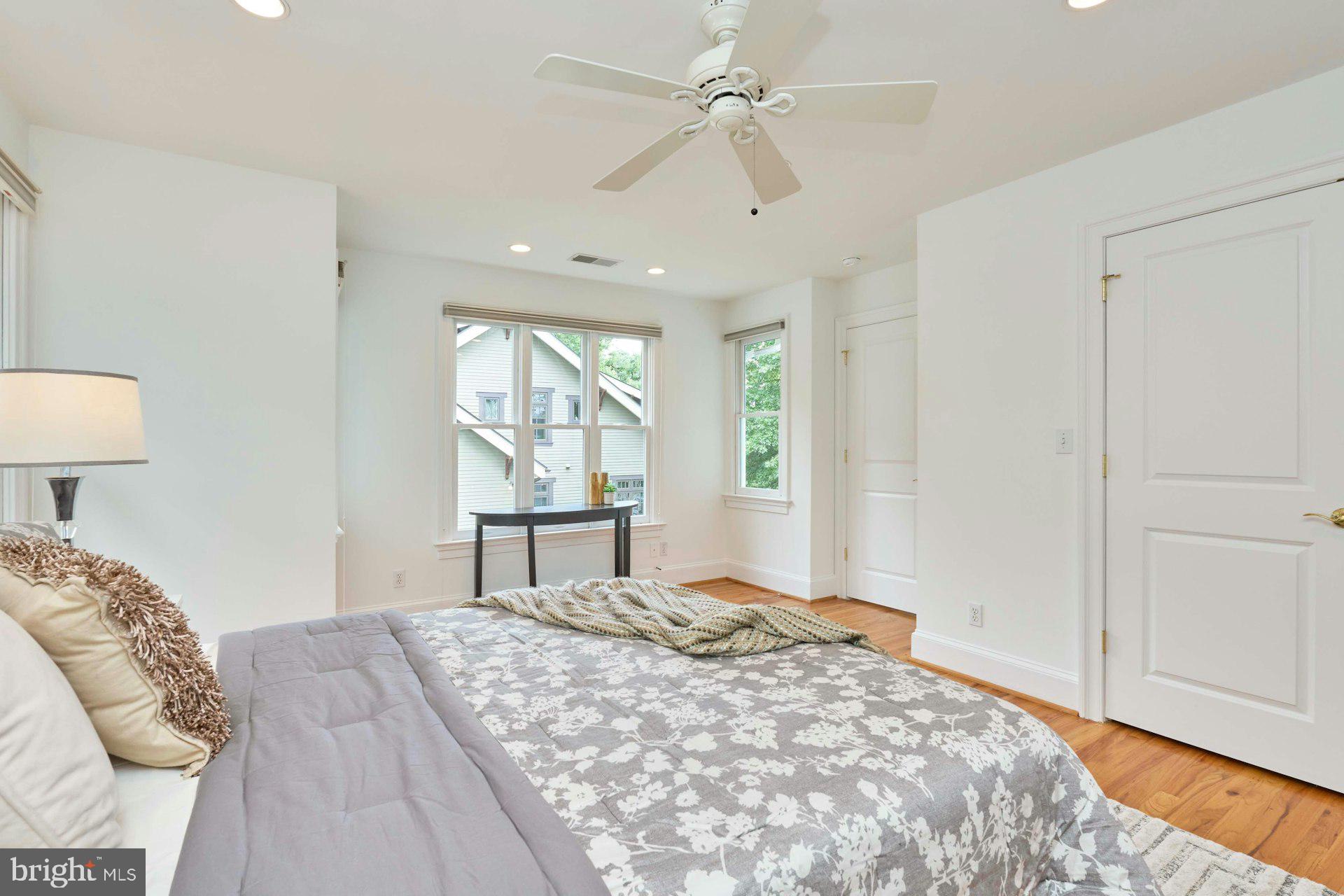 BALLSTON - Residential