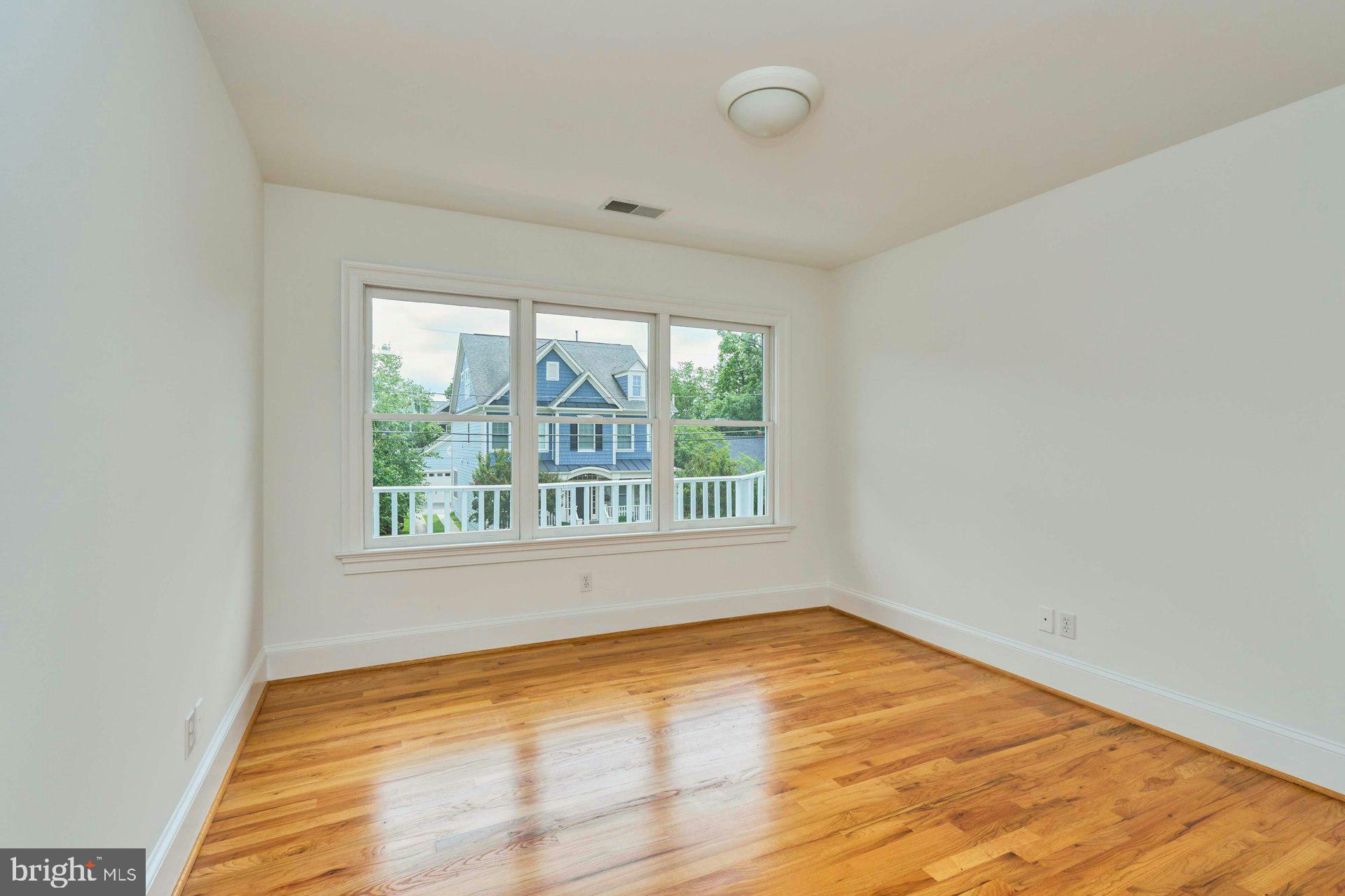 BALLSTON - Residential