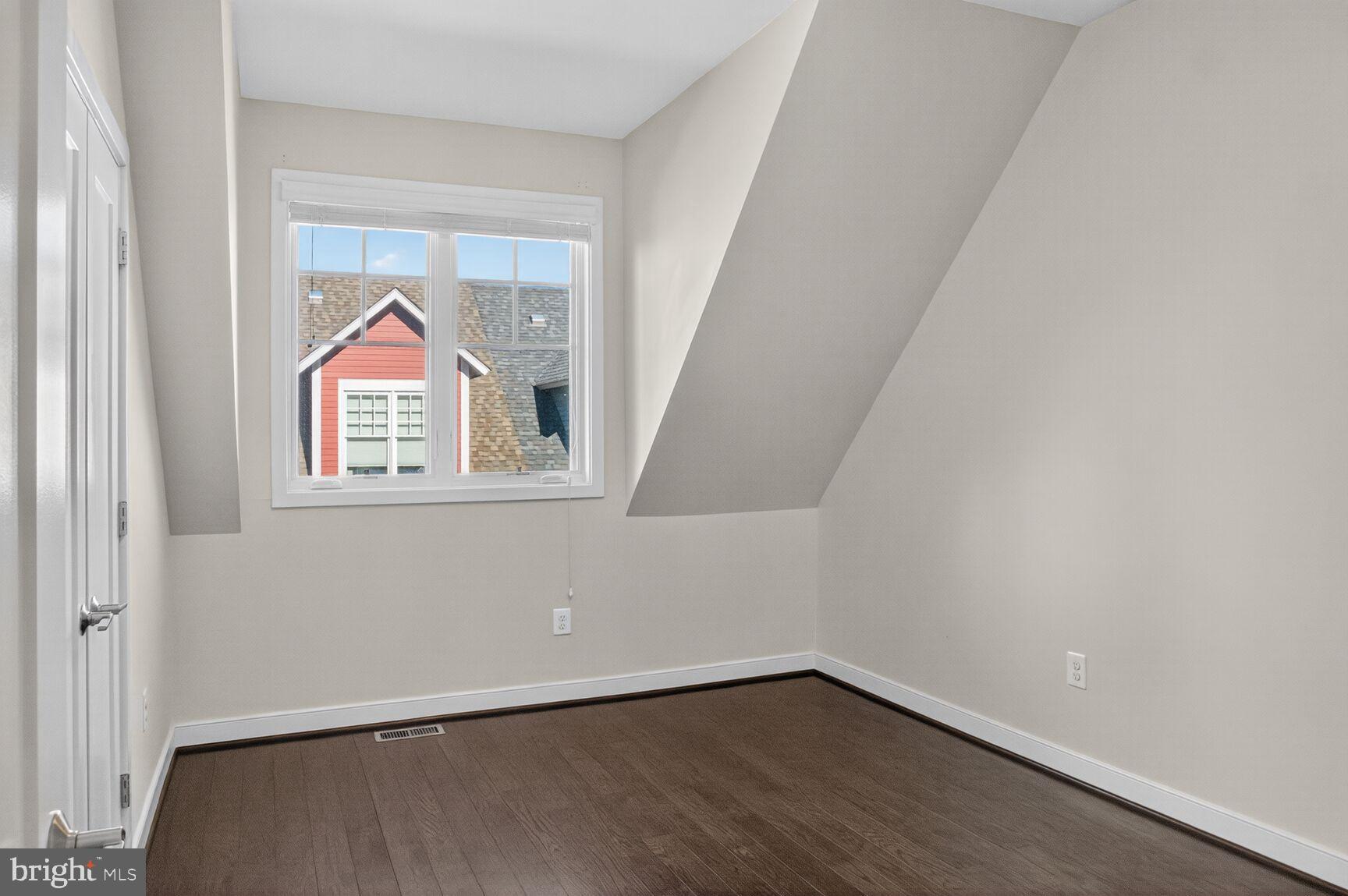 CHELSEA HEIGHTS - Residential