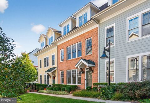 70 ELLSWORTH STREET SILVER SPRING MD 20910