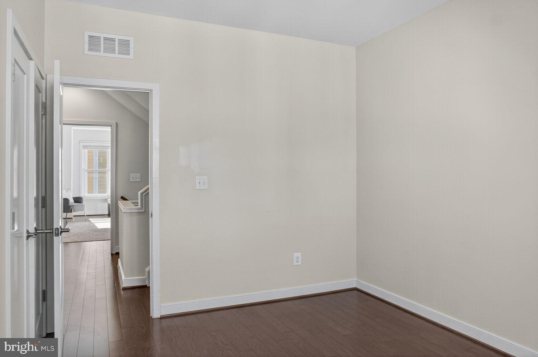 CHELSEA HEIGHTS - Residential