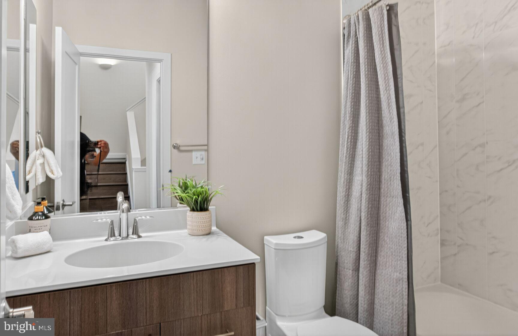 CHELSEA HEIGHTS - Residential