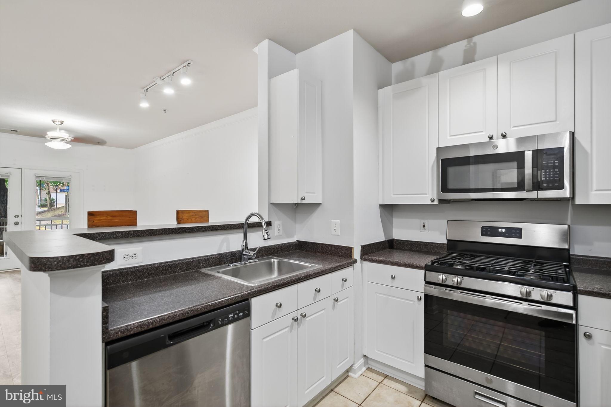 9490 VIRGINIA CENTER BOULEVARD 127
