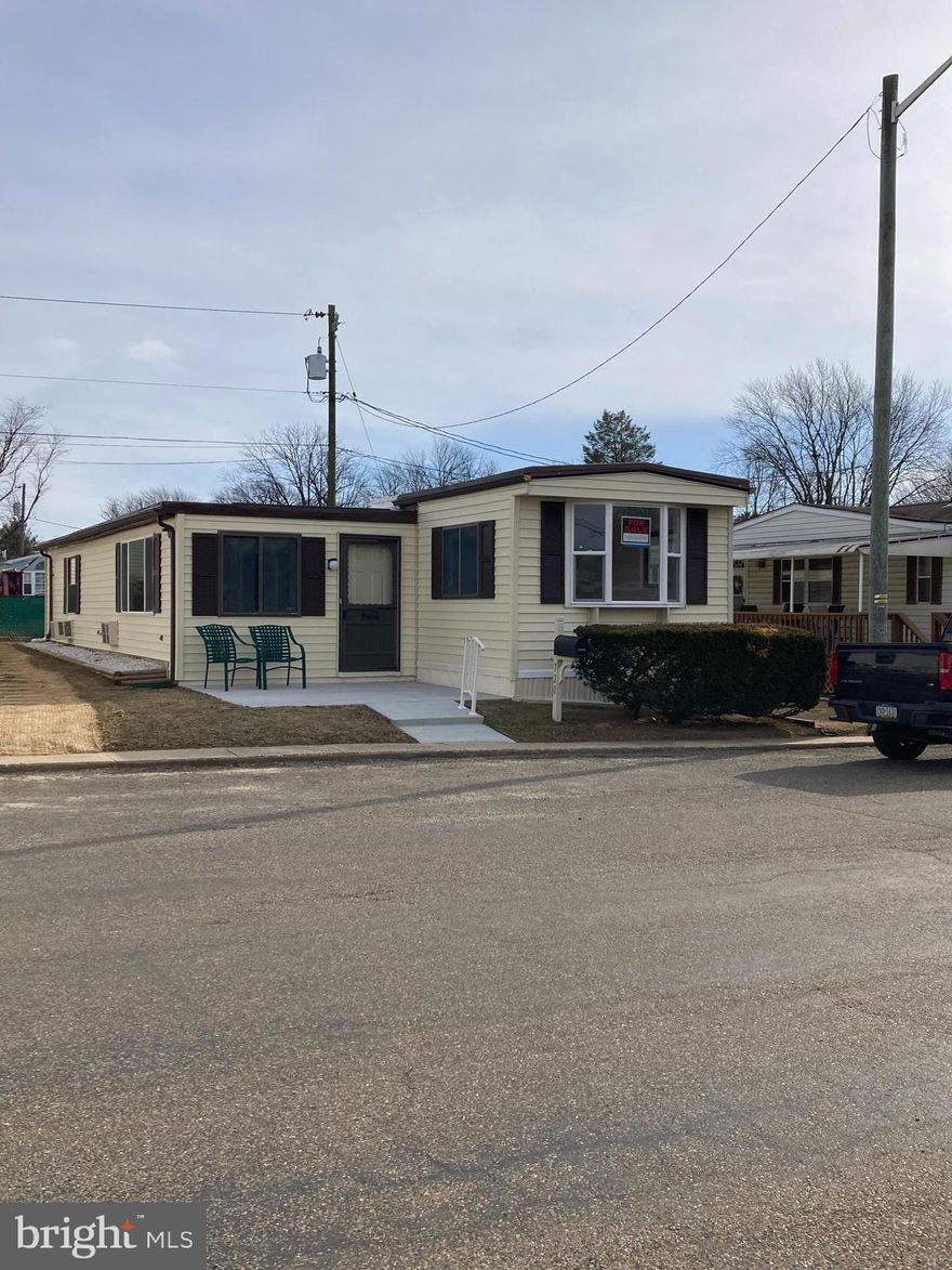 Winterset Farms Community: Literally, on the PA/DE state line. Ideal location  with just steps from parks, walking/hiking trails and just east of  the  Rt. # 202 corridor. Shopping districts and access to major arteries Rt #1 and Inter state # 95 are just a skip down the road.  A single with an addition totaling  Approx. 1164 Sq. Ft.  WOW!.  This property consists of 7 Rooms,  one of which is a good size laundry room. Additionally,  there are 3 bedrooms and 2 baths. Outdoor galore a patio for your morning coffee, afternoon BBQ's and evening relaxation. There are numerous update's for you to check out.  Exterior:  roof recently coated, new vinyl siding, windows have been updated through out, new concrete pad and walkway. Interior: fresh paint through out, newer plank flooring,  new electric fixtures,   both baths have updated fixtures and tile floors, (hall bath tile floor is heated). Kitchen: new exhaust fan , new counter top and Island, new refrigerator and  new sink with fixtures. This one is a must see, schedule your appoint today!