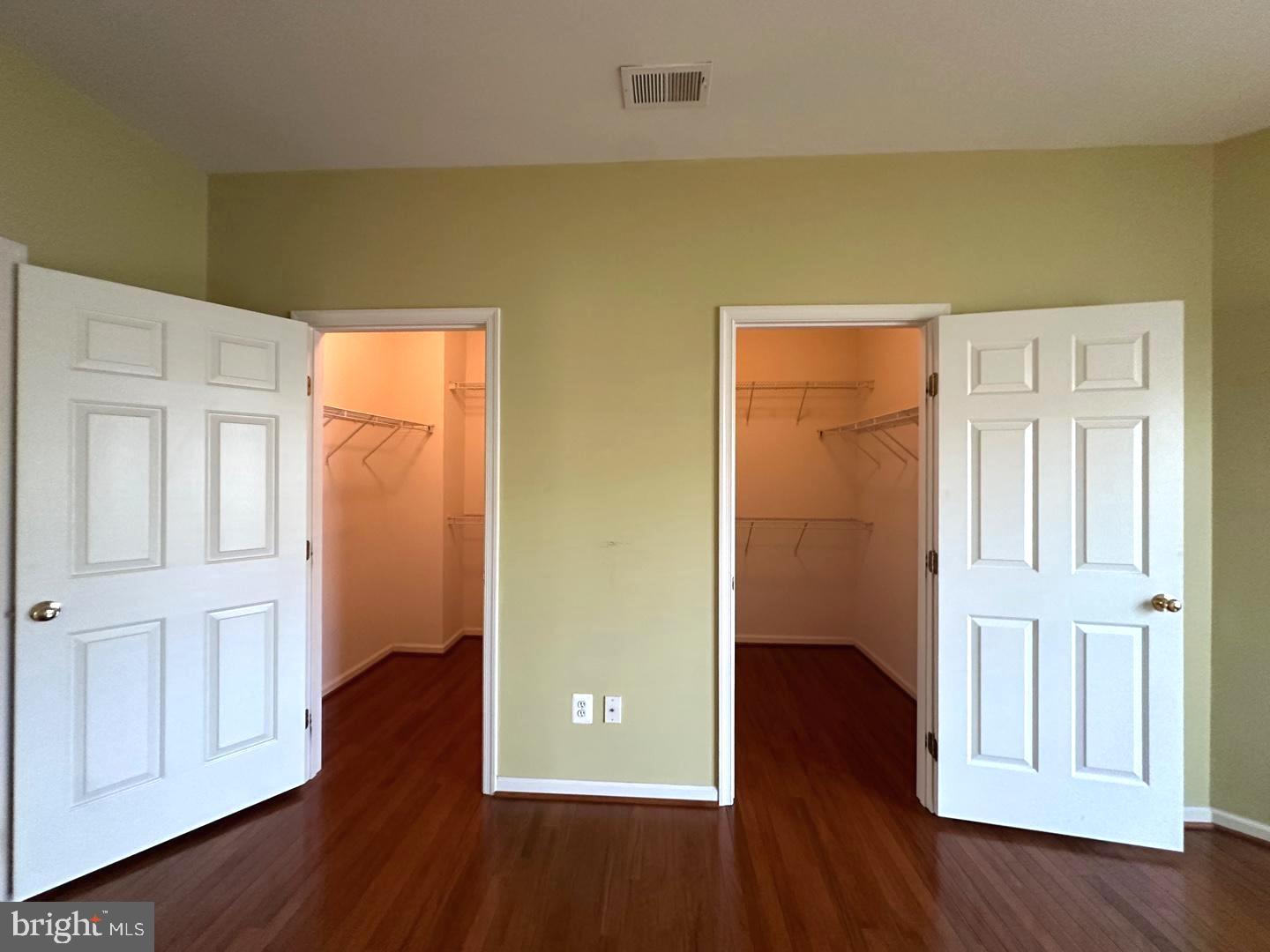 LORTON VALLEY NORTH - Residential Lease