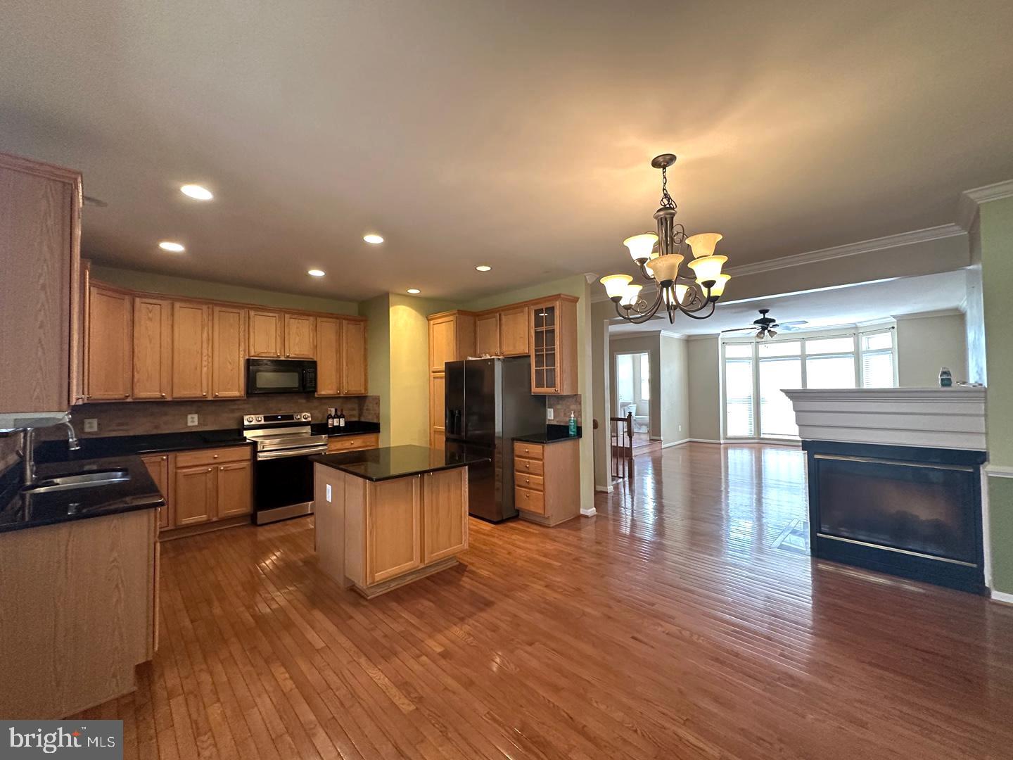 LORTON VALLEY NORTH - Residential Lease