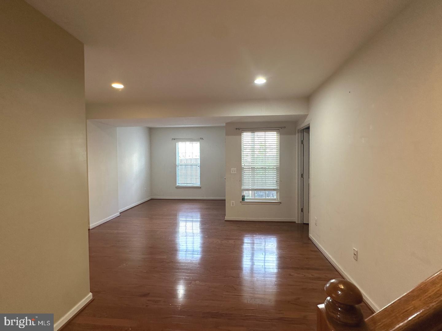 LORTON VALLEY NORTH - Residential Lease