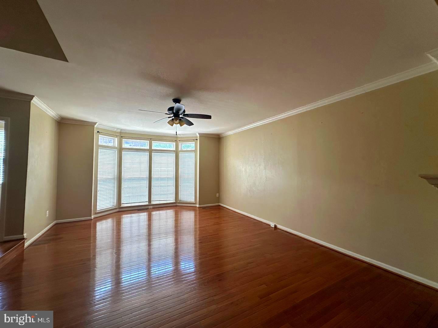 LORTON VALLEY NORTH - Residential Lease