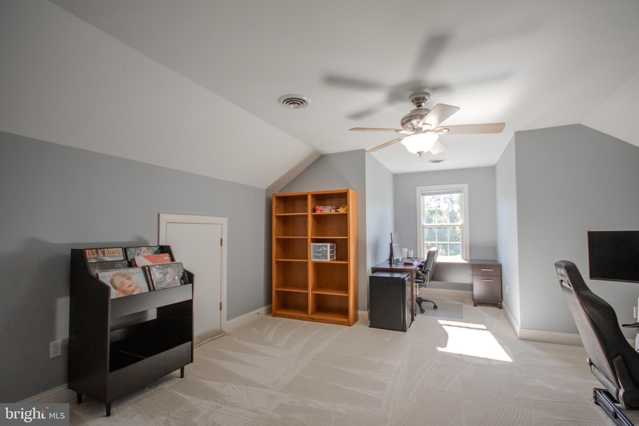 GOOSE CREEK - Residential