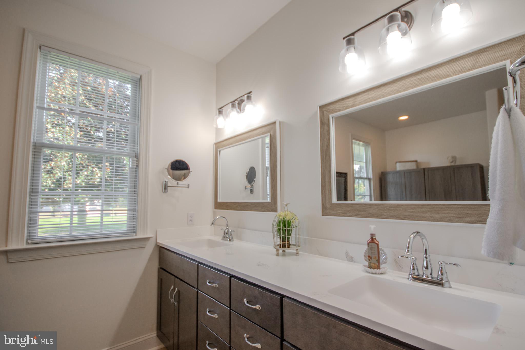 GOOSE CREEK - Residential