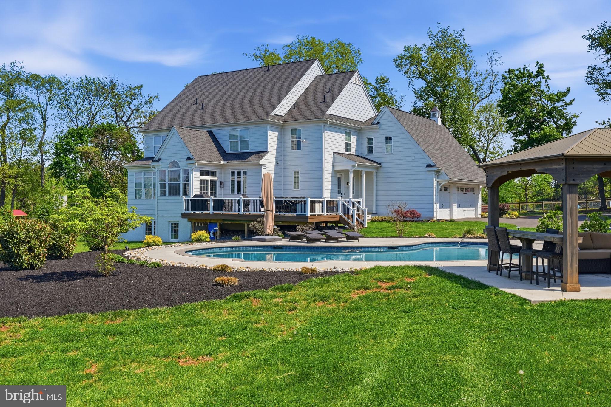 BECHTEL FARM - Residential