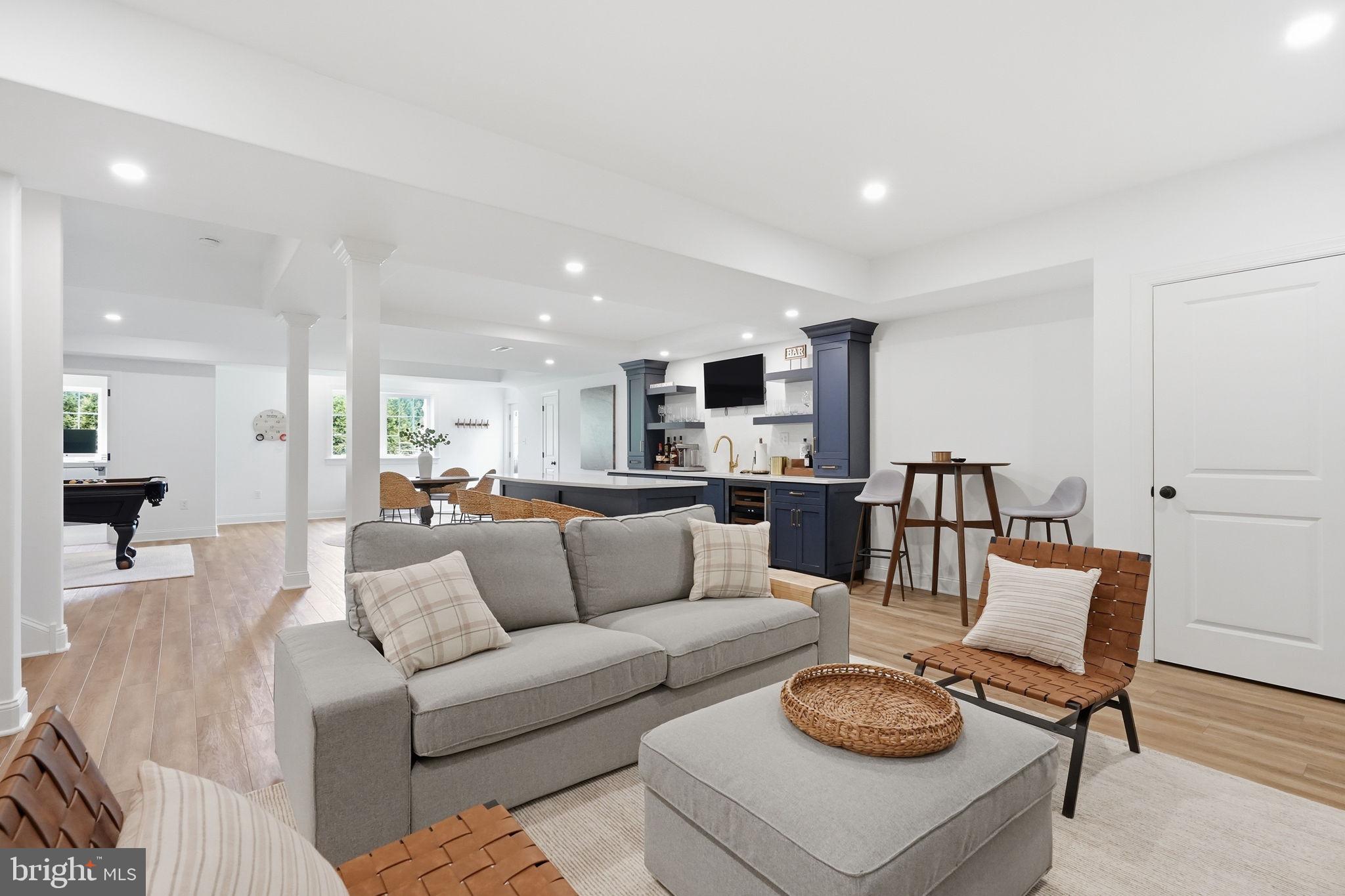 BECHTEL FARM - Residential