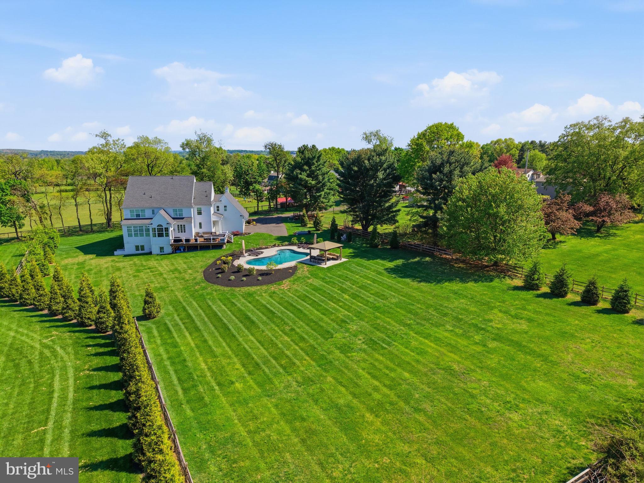 BECHTEL FARM - Residential