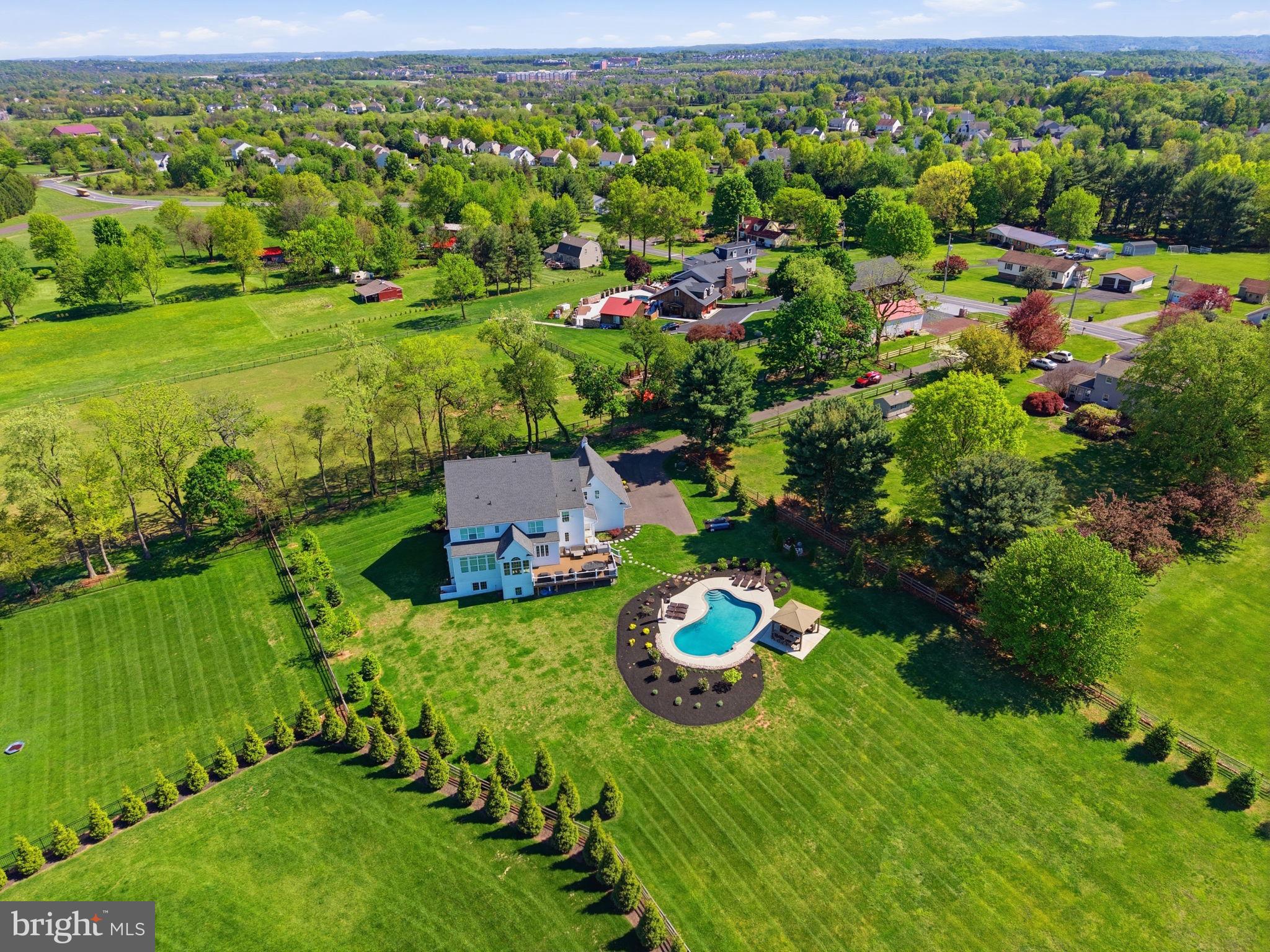 BECHTEL FARM - Residential